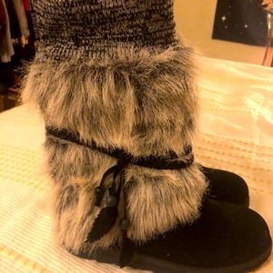Muk Luk black furry tall boots. Size 8